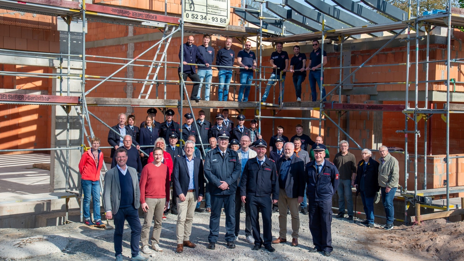 Richtfest für neues Feuerwehrgerätehaus in Lütmarsen gefeiert